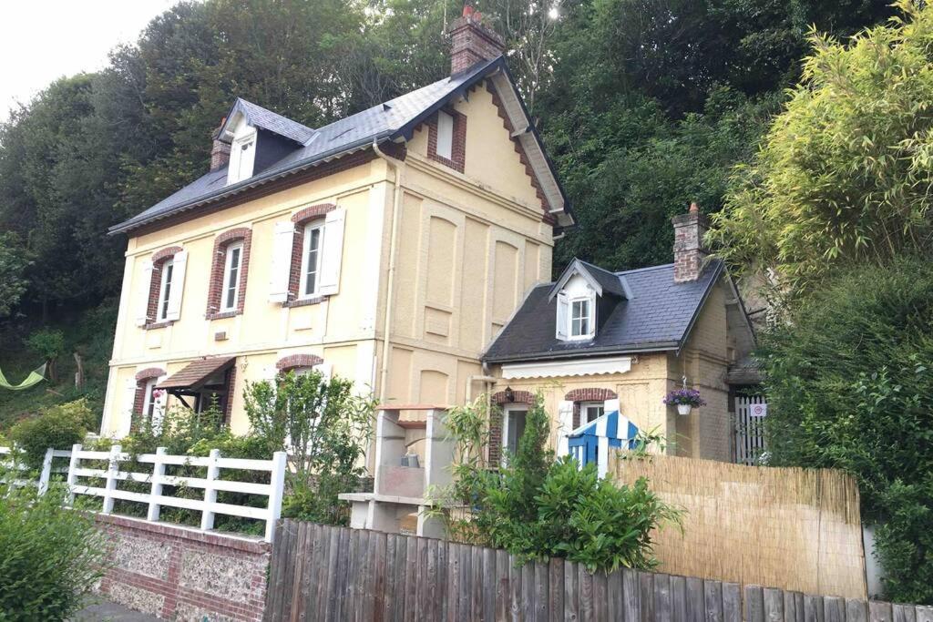 A 600m de la plage 6pers Meublé de tourisme 3 étoiles La Villa des Grottes