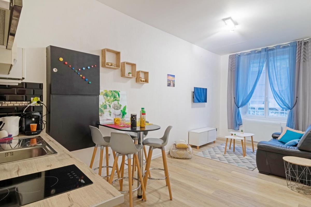 Le cosy fertois-self checkin-centre-ville