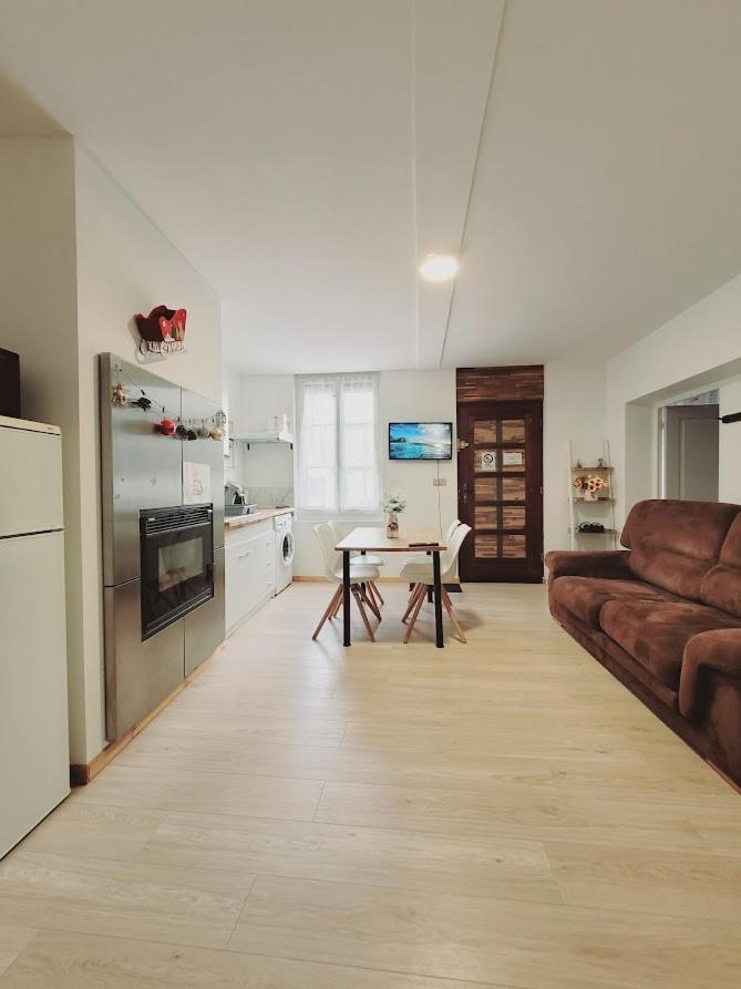 Appartement entier au rez- de- chaussée