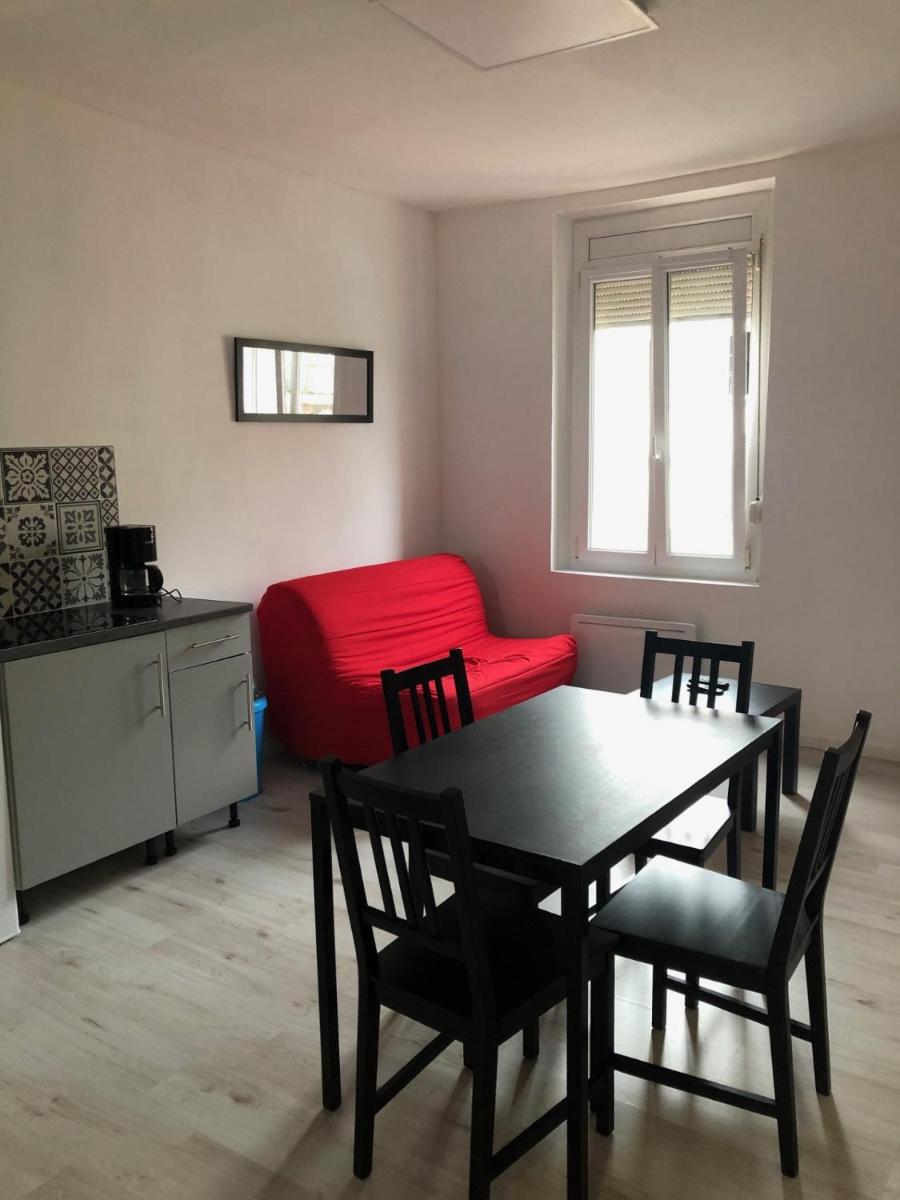 Apt 2, 1er etage a 700 m de la plage