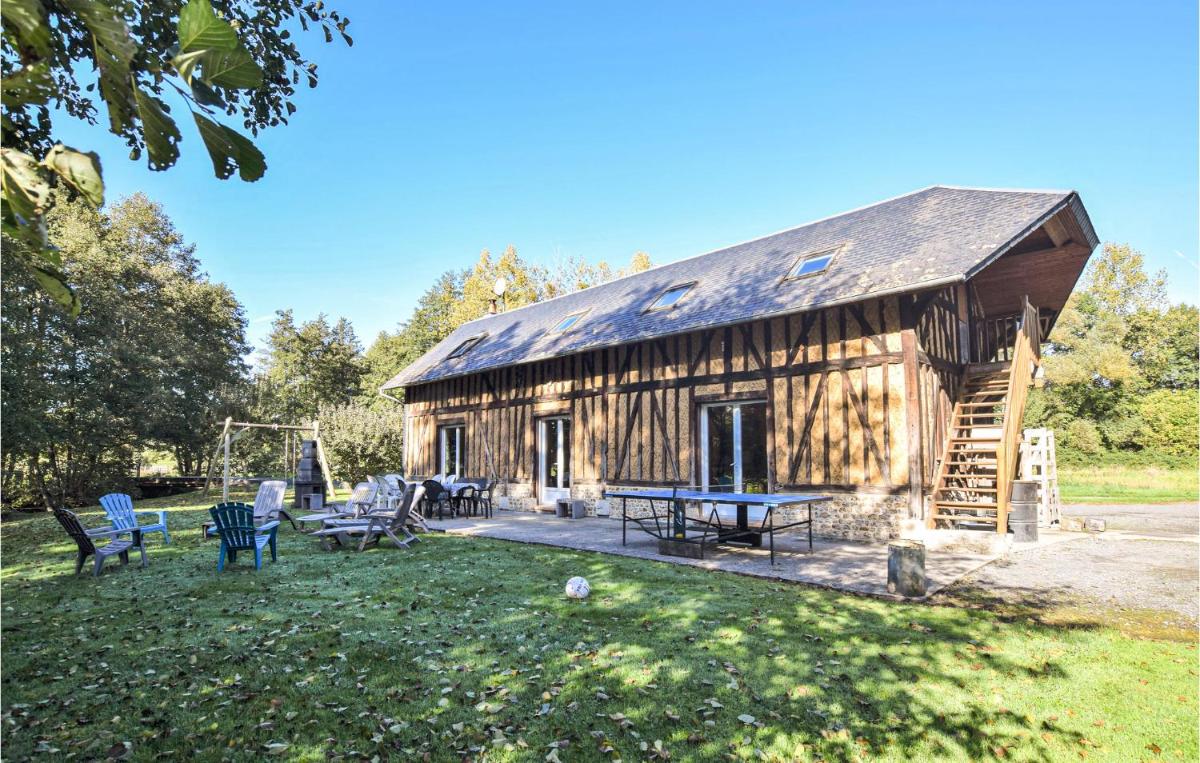 4 Bedroom Awesome Home In Bonneville-La-Louvet