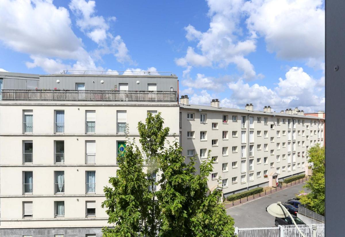 B&B HOTEL Reims Centre Gare