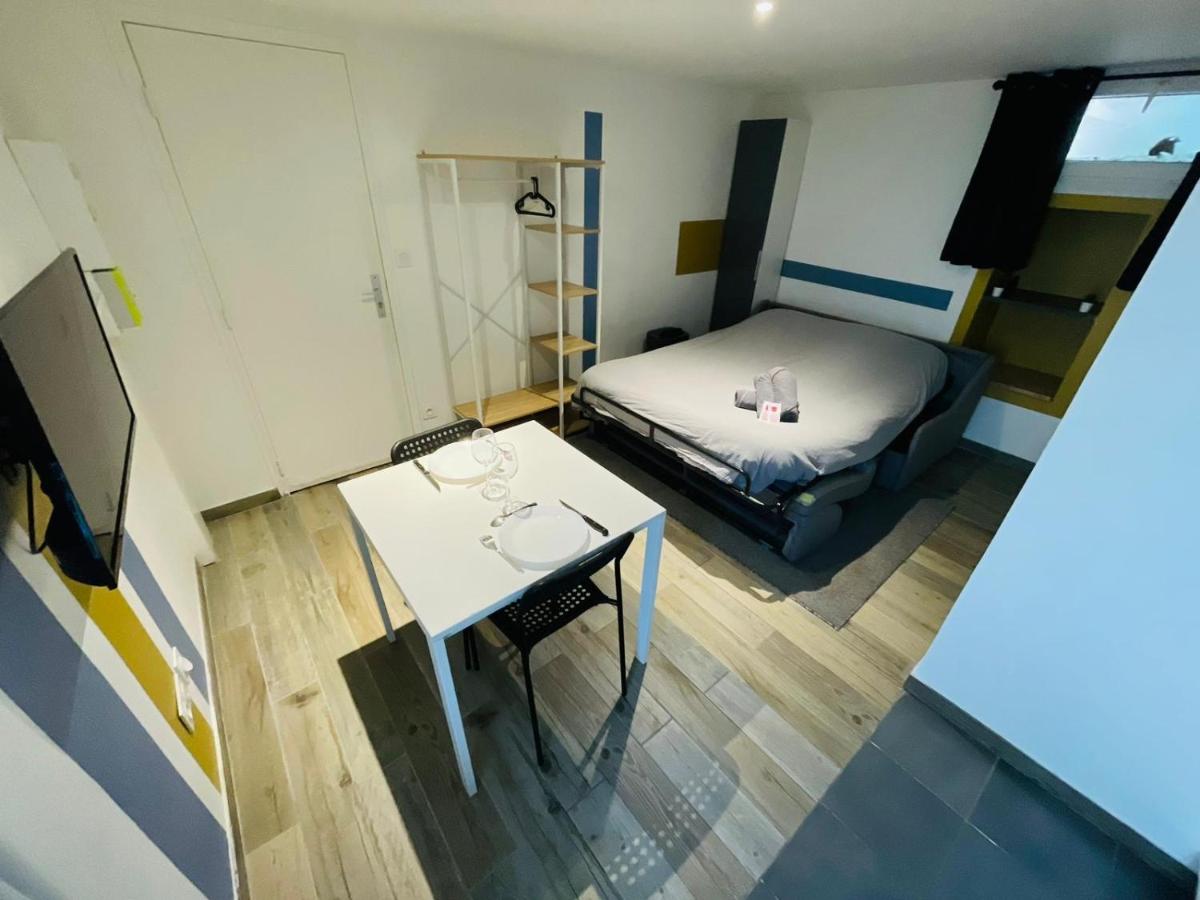 Charmant studio proche des Docks - 446