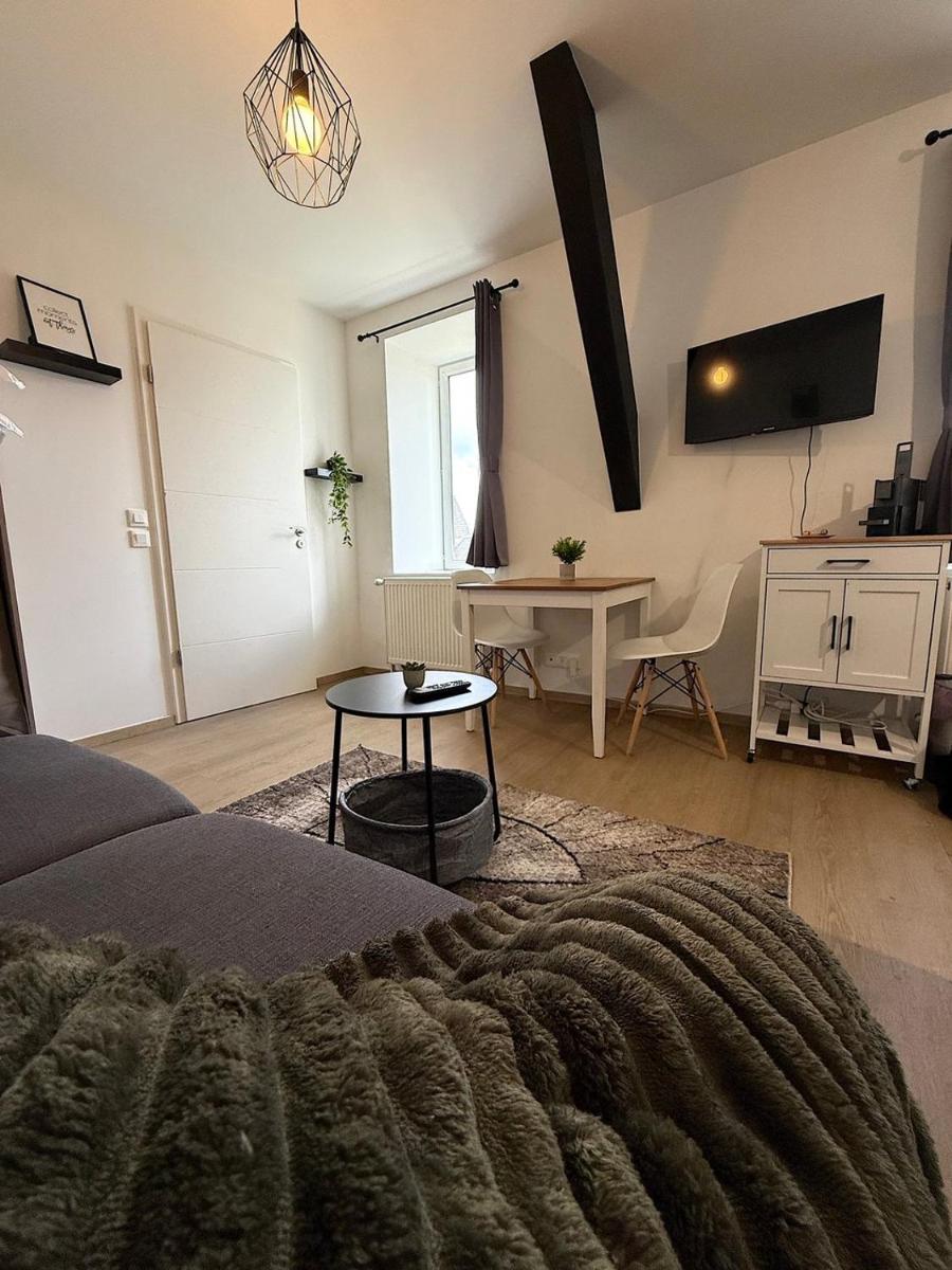 Design & Connecté : Studio Neuf au Pied de la Gare