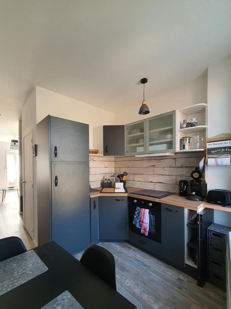 gîte lumineux a mers les bains au dessus d'un ancien commerce mersois en duplex pour 4 personnes pour du repos, des vacances ou pour le travail
