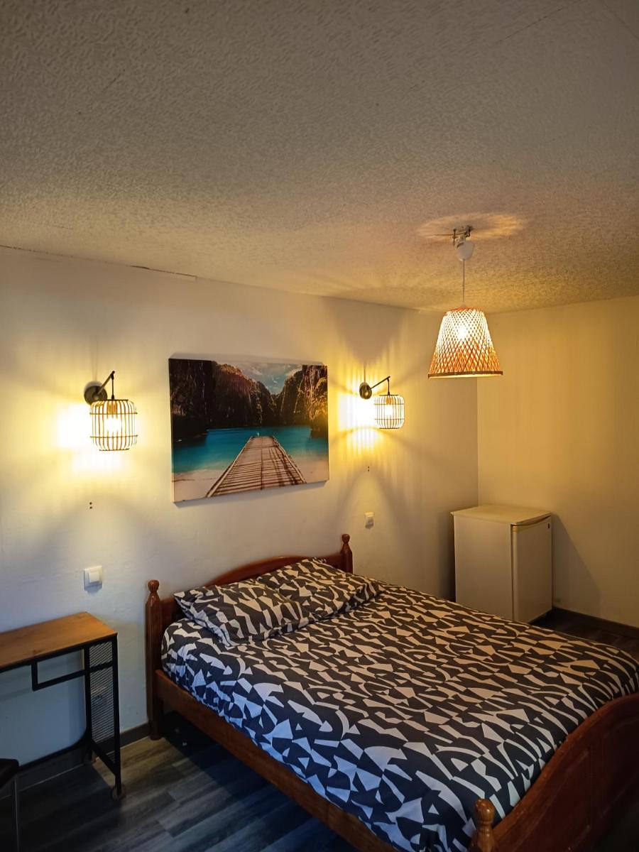 Grande Chambre Cosy avec Salle de Bain Privative