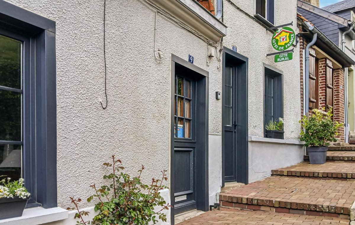 Gorgeous Home In Auxi Le Château