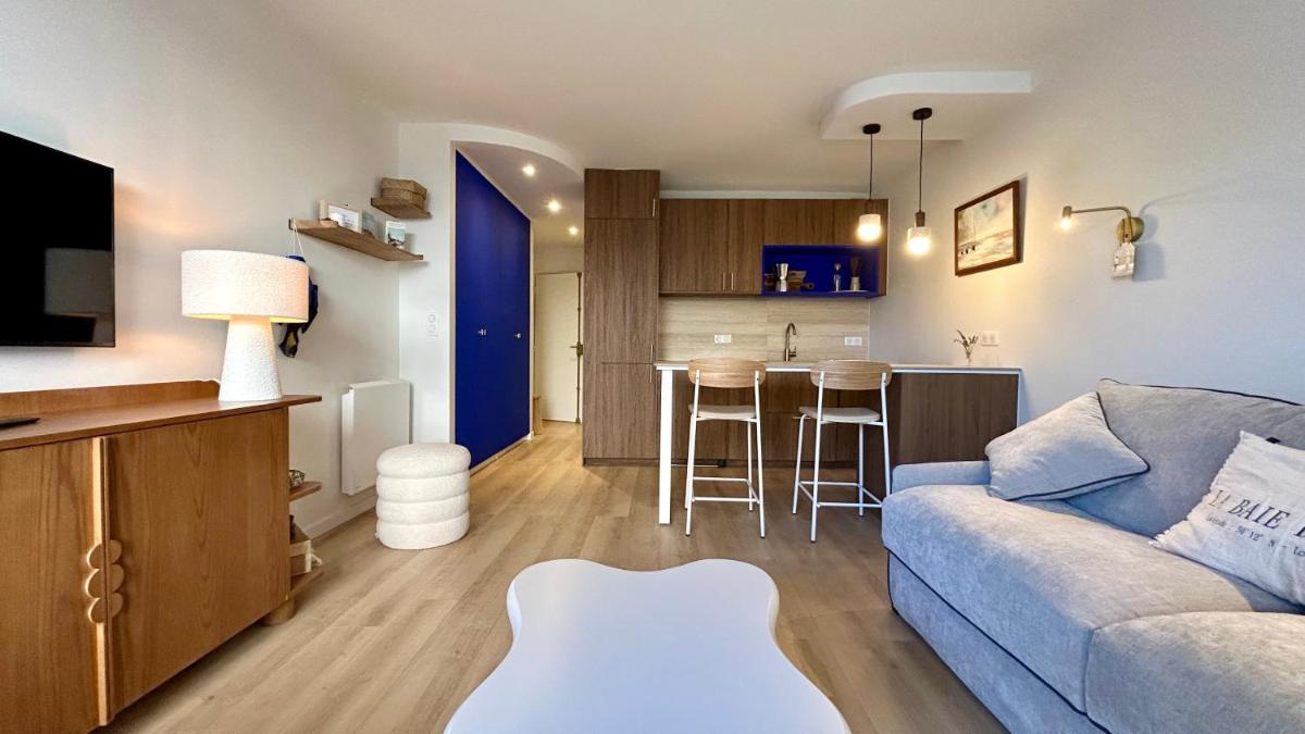 La Maison Bleu