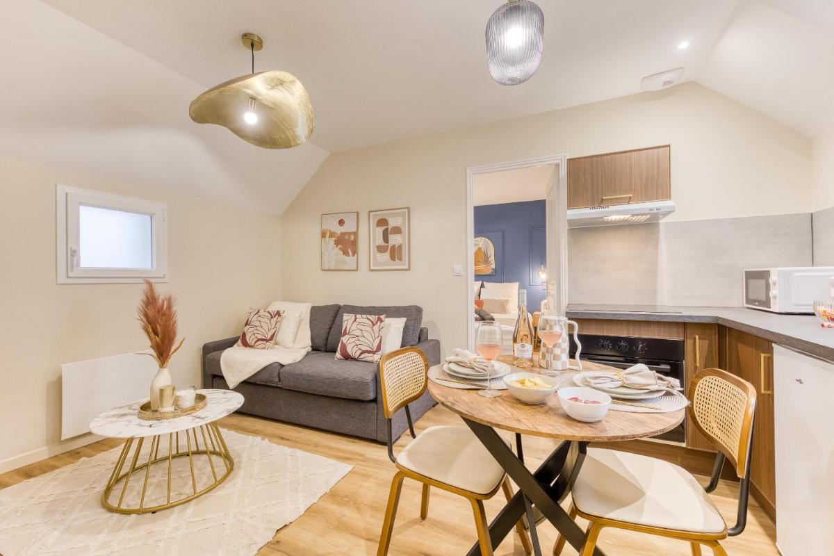 la suite indigo 4 personnes 3 lits bureau fibre proche gare de compiegne