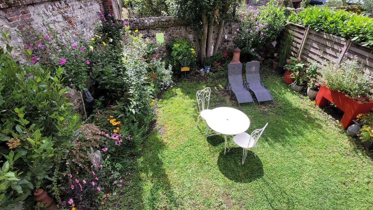 Le Jardin des Murmures