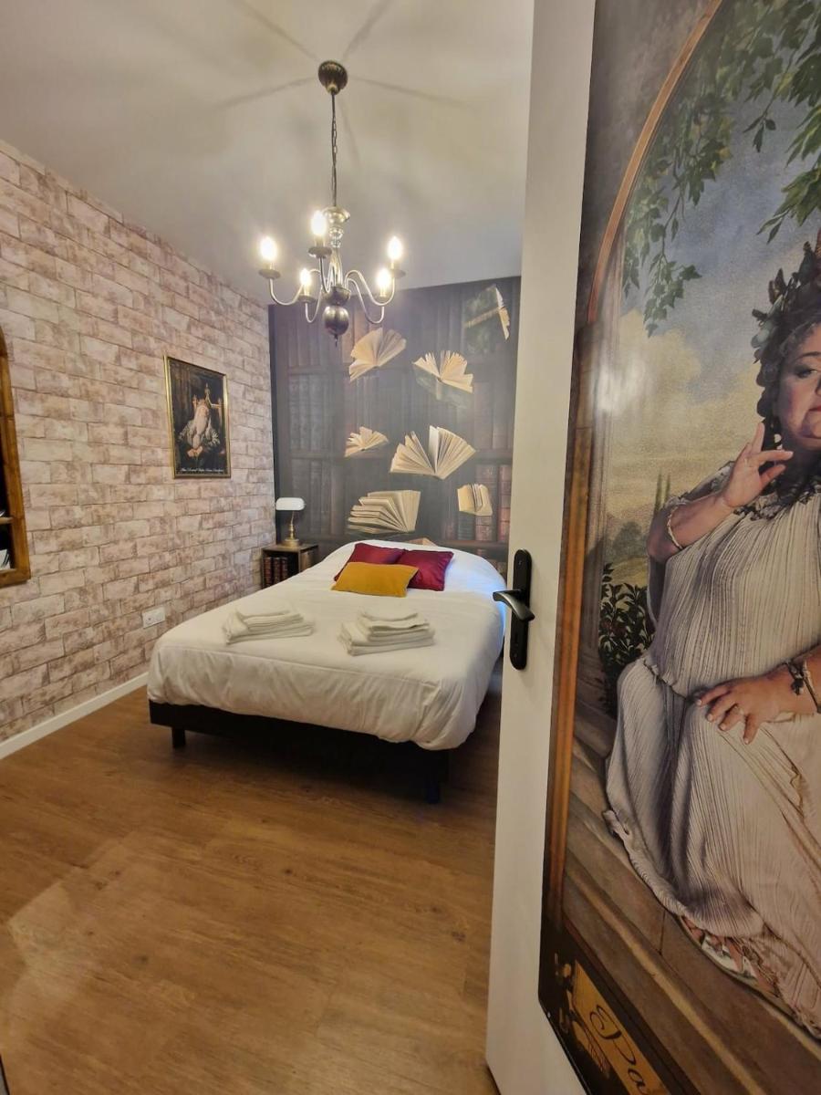 Appartement 4 pers - déco magique immersive - centre Reims