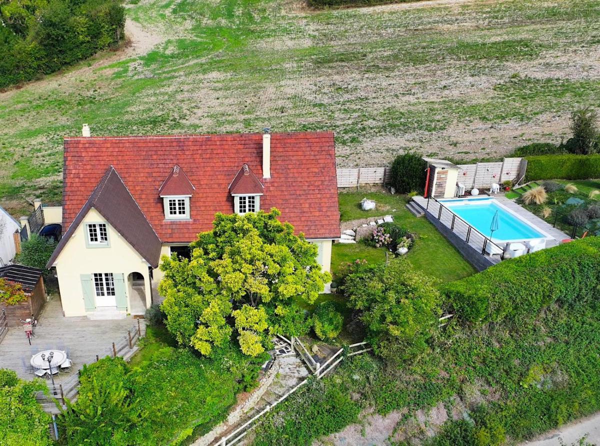 Le Petit Paradis tout confort avec piscine extérieure