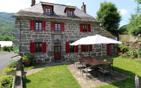 Le relais de Lustrande