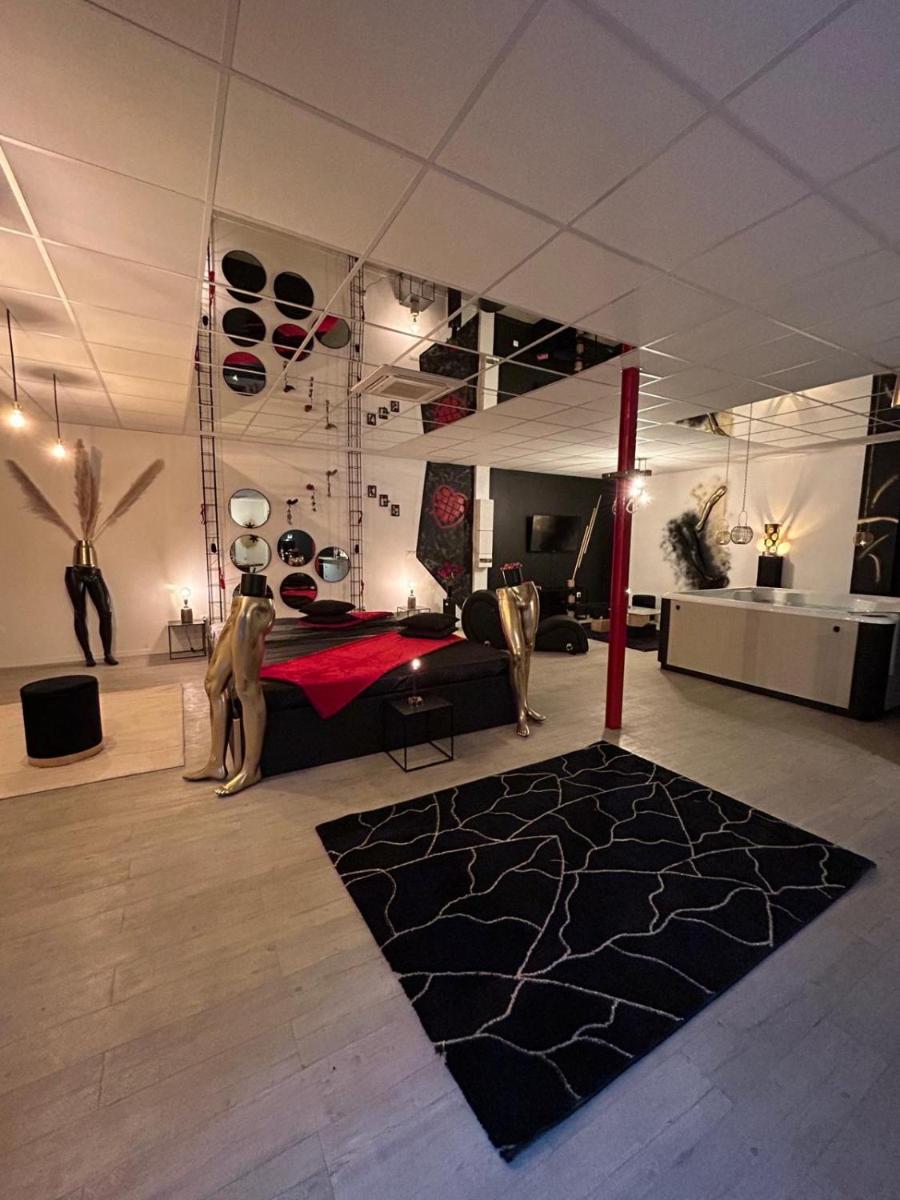 L'escapade sensuelle - la love room d'Epernay