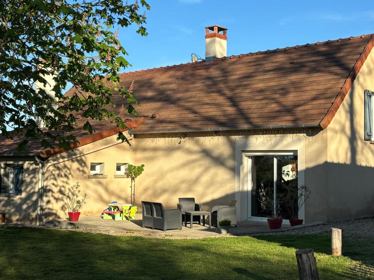 Maison avec grand jardin clos en forêt de Tronçais