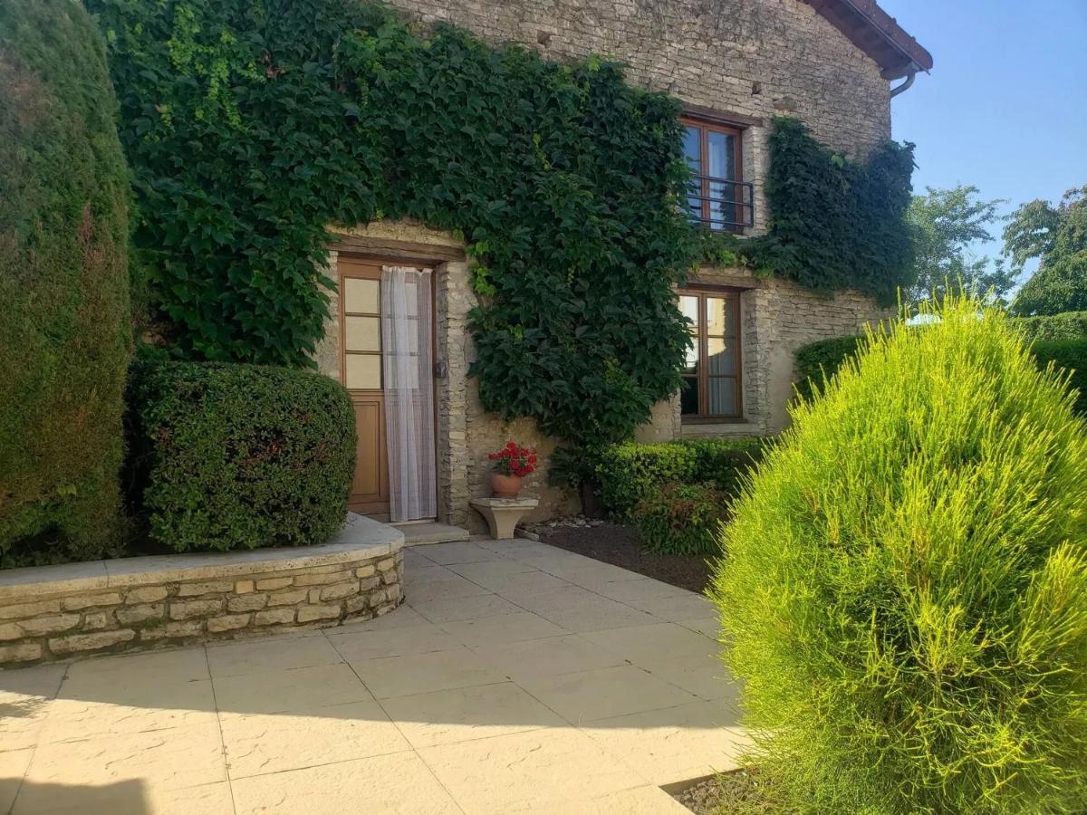 Maison conviviale avec terrasse à Lévigny