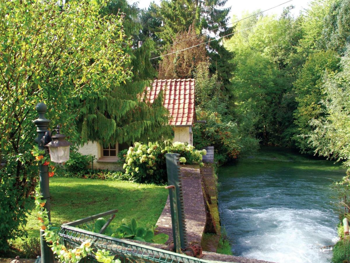 Cottage near the Mill Pond with a beautiful garden