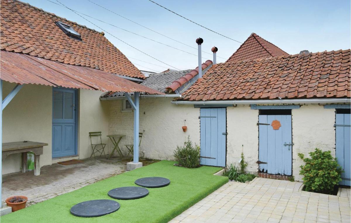 2 Bedroom Gorgeous Home In Grigny