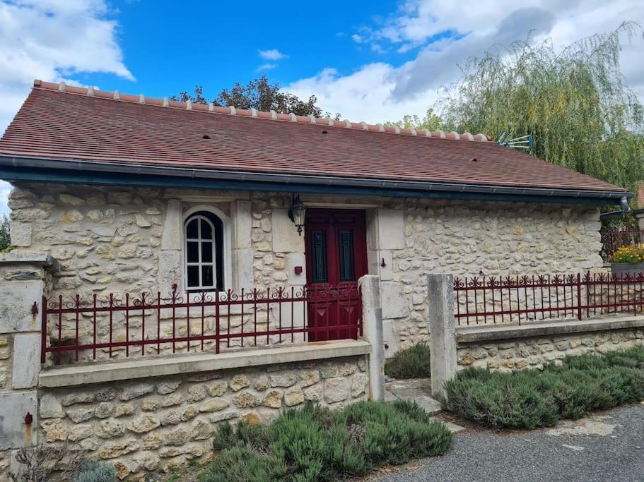 PETIT GÎTE 18 ème tout confort