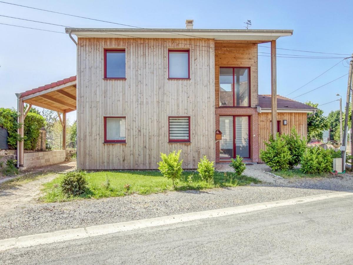 Pleasant Cottage in Challerange