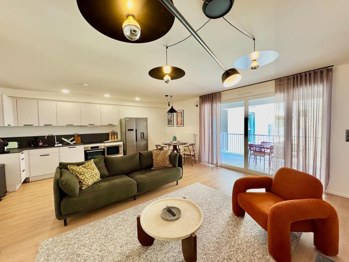 We Live Inn Sharies Reims - B304